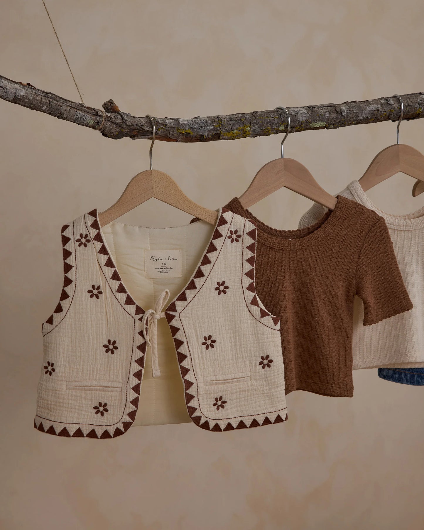 Embroidered Vest in Natural